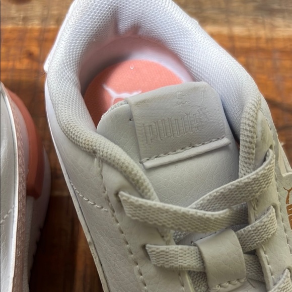 PUMA Kids White and Pink Sneakers, 9C - Picture 4 of 8